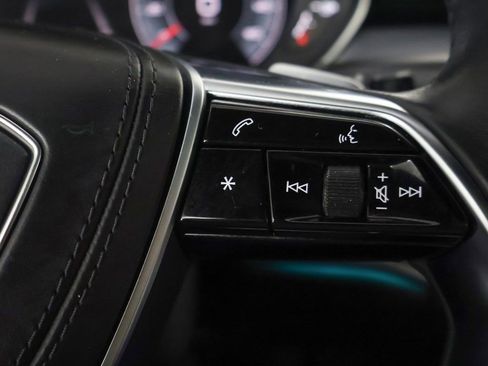 Used 2023 Audi A8 L 3.0T image 52