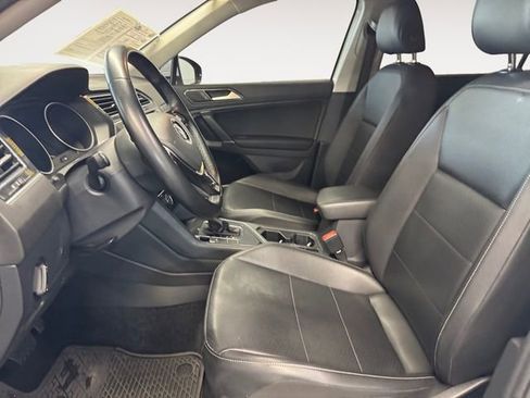 Used 2018 Volkswagen Tiguan SE image 7
