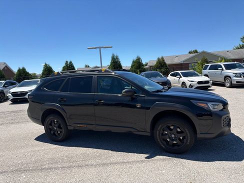 Used 2024 Subaru Outback Wilderness AWD/4WD image 13