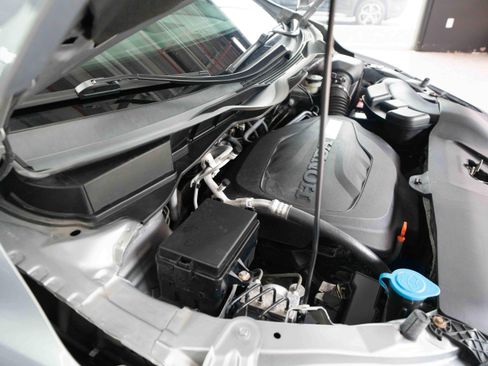 Used 2019 Honda Odyssey Elite image 34