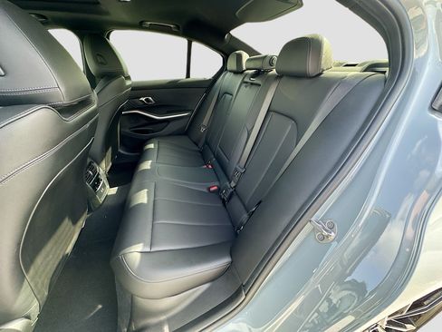 Used 2024 BMW 330i Sedan w/ M Sport Package RWD image 24