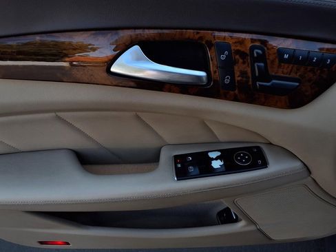 Used 2012 Mercedes-Benz CLS 550 image 18