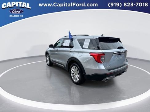 Certified 2022 Ford Explorer Limited w/ Hybrid Equipment Group 310A image 6