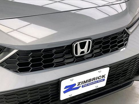 Certified 2025 Honda Civic Sport image 30