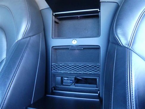 Used 2014 Audi R8 V8 w/ Convenience Package image 16