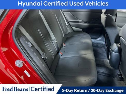Certified 2025 Hyundai Elantra Sport image 15