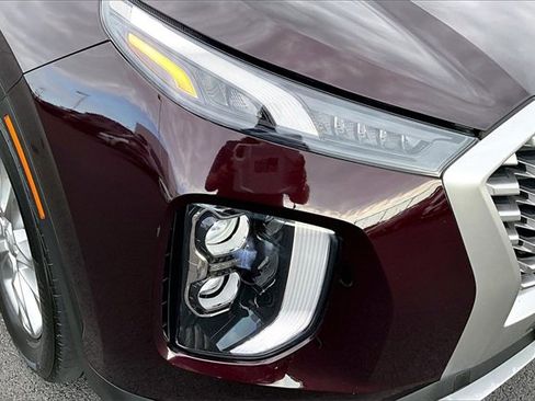 Used 2022 Hyundai Palisade SE image 32