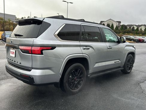 Used 2024 Toyota Sequoia SR5 image 5