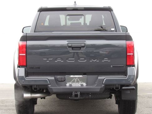 New 2026 Toyota Tacoma TRD Off-Road AWD/4WD image 7