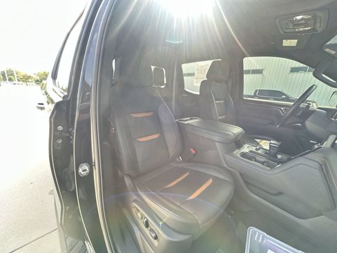 Certified 2024 GMC Sierra 1500 AT4 w/ Technology Package AWD/4WD image 29