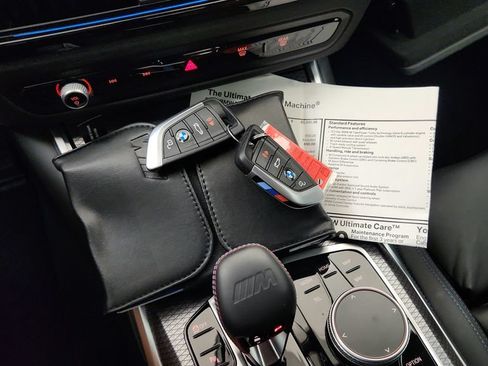Used 2025 BMW M2 w/ Lighting Package RWD image 38
