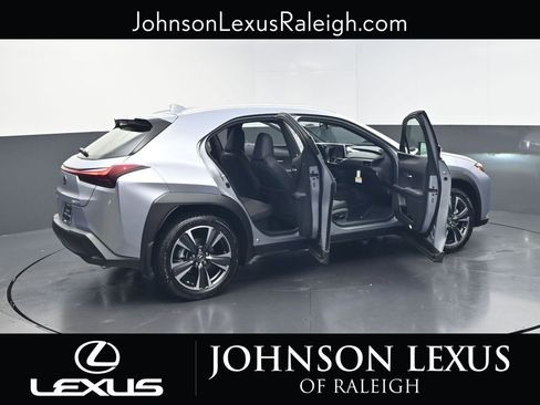 New 2026 Lexus UX 300h FWD image 31