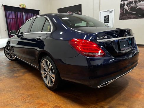 Used 2018 Mercedes-Benz C 300 4MATIC Sedan image 2