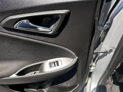 Used 2022 Chevrolet Malibu LT image 14