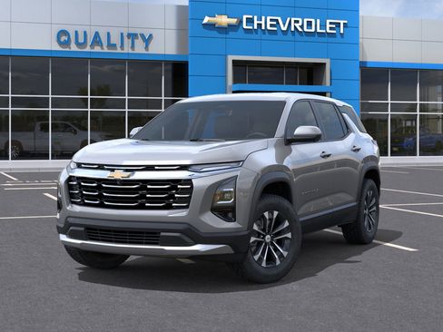 New 2026 Chevrolet Equinox LT w/ Safety and Technology Package image 30