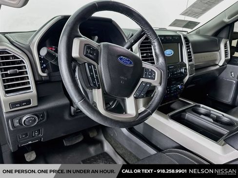 Used 2017 Ford F450 Lariat w/ Lariat Ultimate Package AWD/4WD image 9