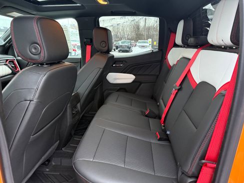 New 2026 GMC Canyon AT4X w/ LPO, Sports Bar Package image 16