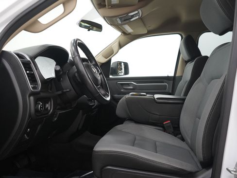 Used 2020 RAM 1500 Big Horn AWD/4WD image 22