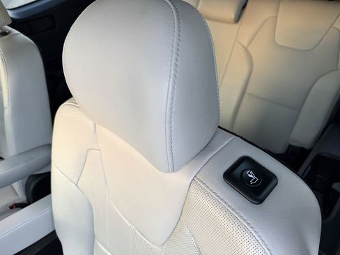 Used 2021 Kia Telluride EX w/ EX Premium Package image 23