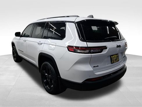 New 2025 Jeep Grand Cherokee L Limited w/ Luxury Tech Group II AWD/4WD image 3