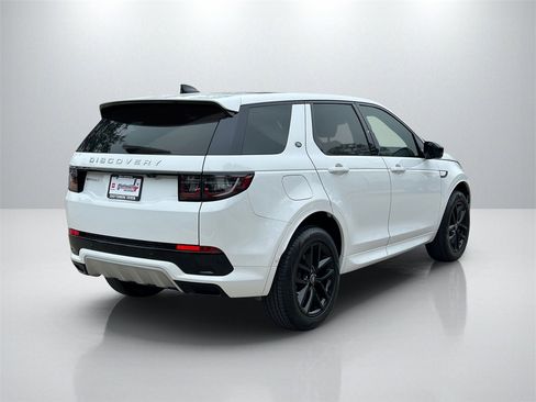 Used 2024 Land Rover Discovery Sport S image 5