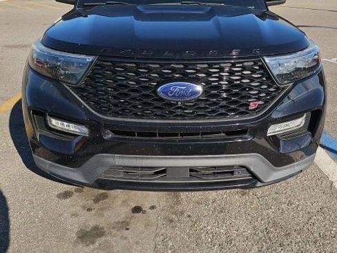 Used 2020 Ford Explorer ST w/ ST Street Pack image 2