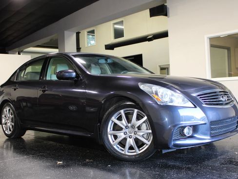 Used 2012 INFINITI G37 Journey w/ Premium Pkg RWD image 37