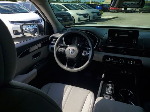Used 2023 Honda Pilot LX image 18