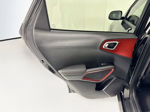 Used 2023 Kia Soul GT-Line w/ GT-Line Technology Package FWD image 26