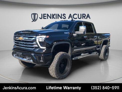 Used 2024 Chevrolet Silverado 3500 High Country image 4