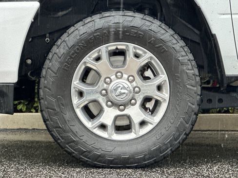 Used 2024 RAM 2500 Laramie image 26