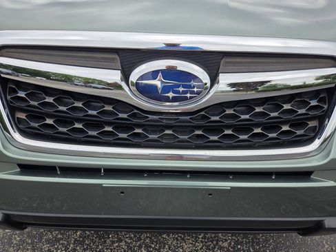 Used 2015 Subaru Forester 2.5i Premium w/ All-Weather Package AWD/4WD image 7
