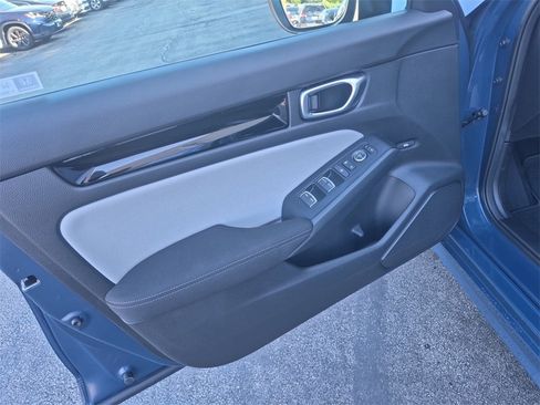 Certified 2025 Honda Civic Sport image 21