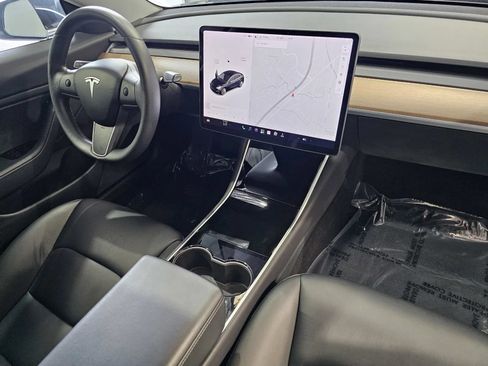 Used 2019 Tesla Model 3 Standard Range Plus RWD image 5