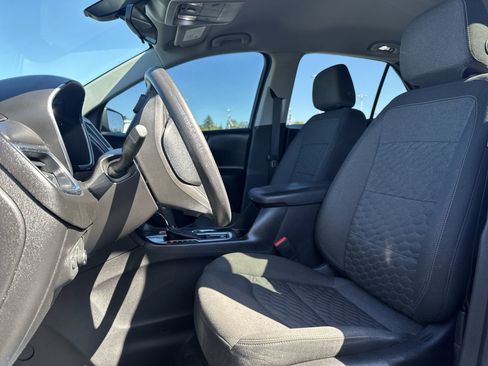 Used 2018 Chevrolet Equinox LT image 20