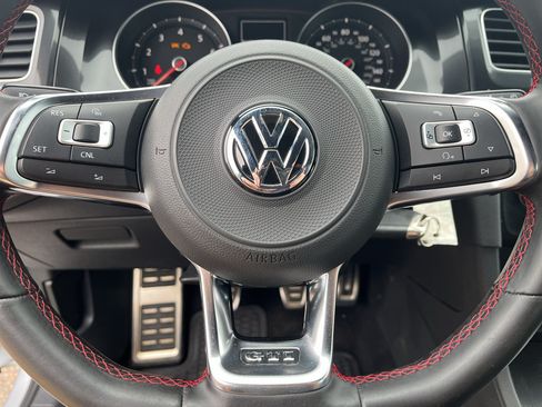 Used 2017 Volkswagen GTI S FWD image 17