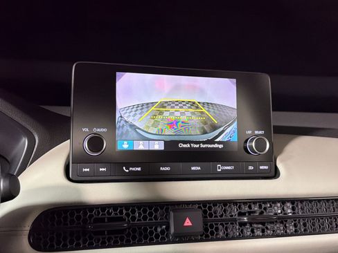 Used 2024 Honda HR-V LX image 24