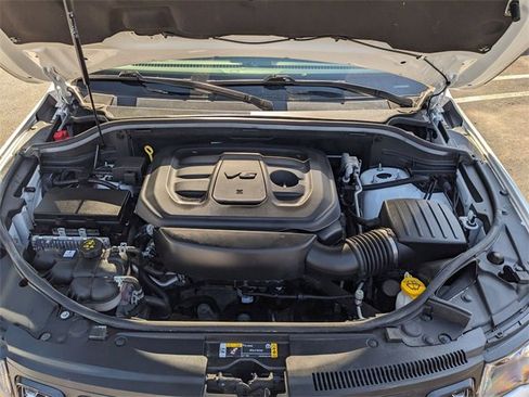 Certified 2022 Jeep Grand Cherokee Laredo X image 34