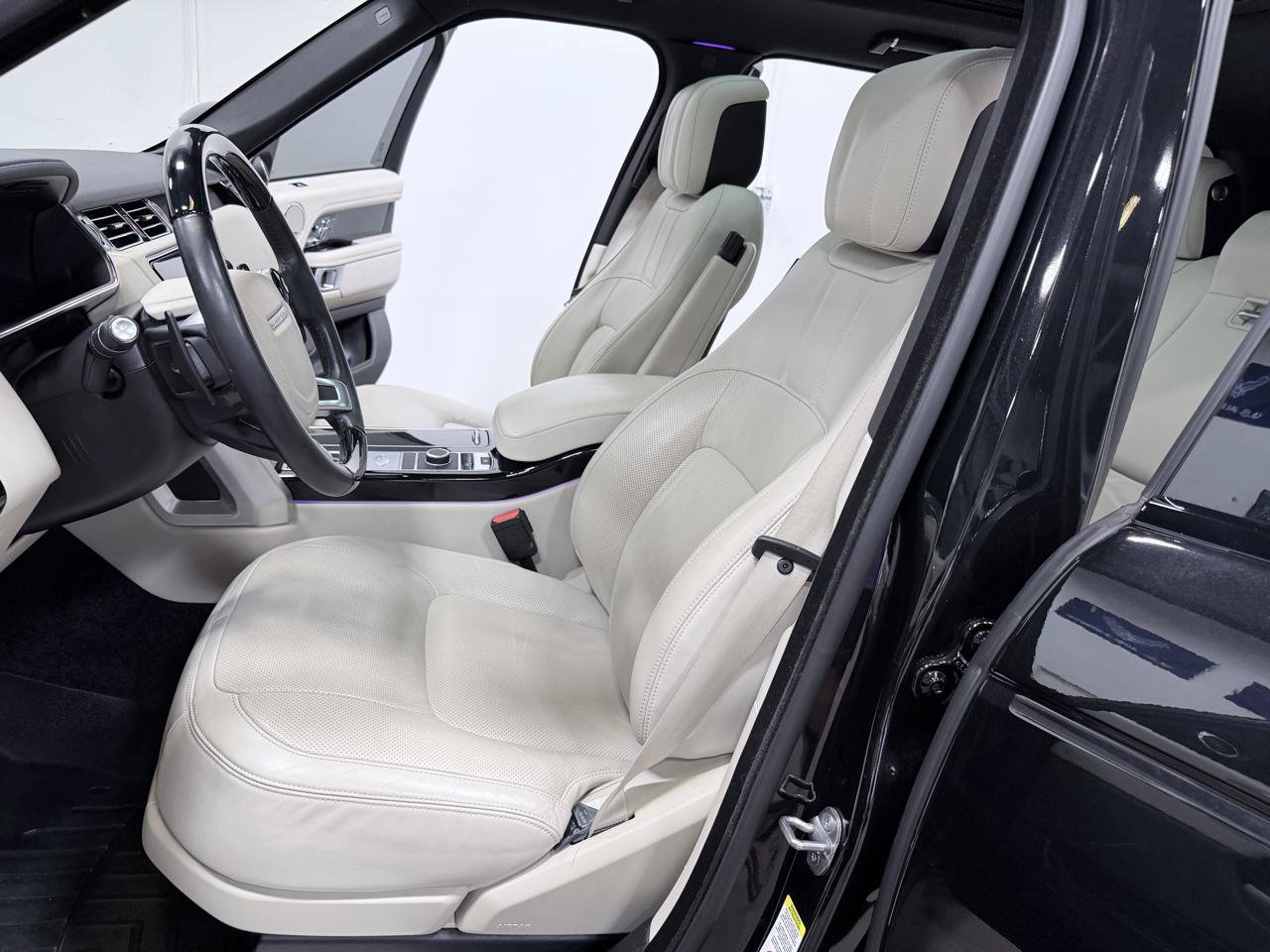 Used 2022 Land Rover Range Rover P525 Westminster Edition AWD/4WD image 33