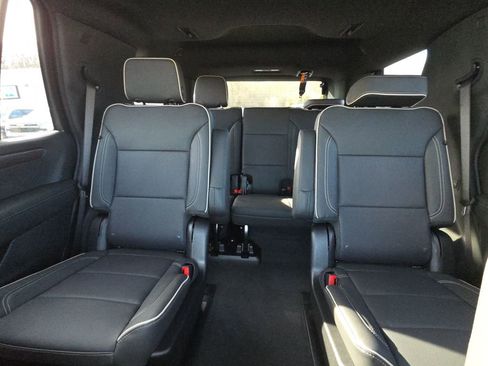 New 2026 Chevrolet Tahoe Premier w/ Sun And Tow Package AWD/4WD image 25
