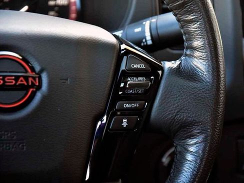 Used 2022 Nissan Frontier PRO-4X w/ Pro-4X Premium Package image 21