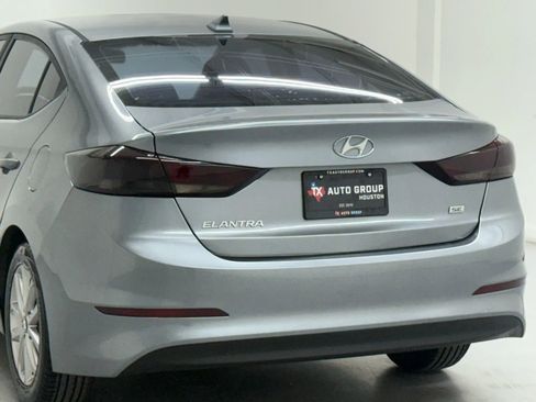 Used 2017 Hyundai Elantra SE FWD image 43