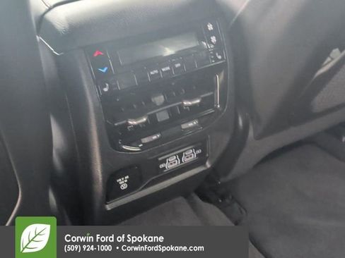 Used 2021 Jeep Grand Cherokee L Limited w/ Trailer Tow Group (B) image 23