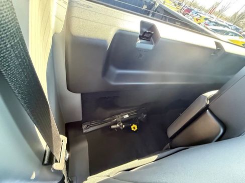 Used 2025 GMC Sierra 1500 Pro w/ Pro Value Package image 23