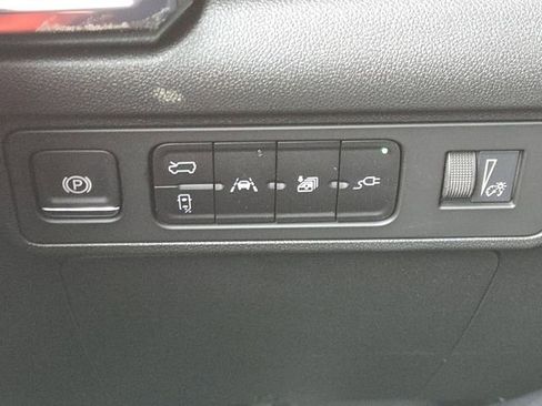 New 2026 GMC Hummer EV 3X w/ Carbon Fiber Edition Package image 13