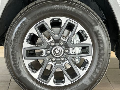 Certified 2024 Toyota Sequoia Limited image 28