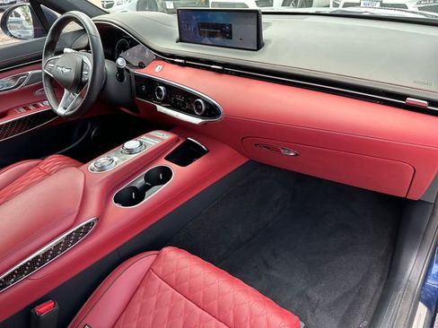 Used 2024 Genesis GV70 3.5T Sport w/ Sport Prestige Package image 10