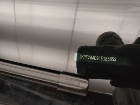 Used 2020 Kia Forte LXS FWD image 33