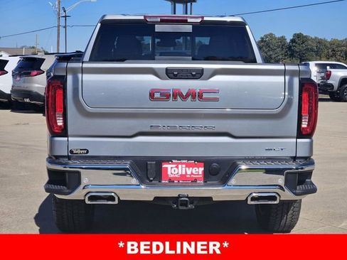 New 2026 GMC Sierra 1500 SLT image 8