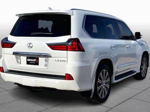 Used 2017 Lexus LX 570 4WD w/ Luxury Package image 13